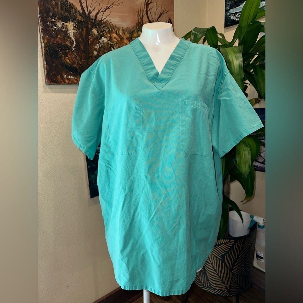 EUC MEDLINE SCRUB TOP SIZE X-Large